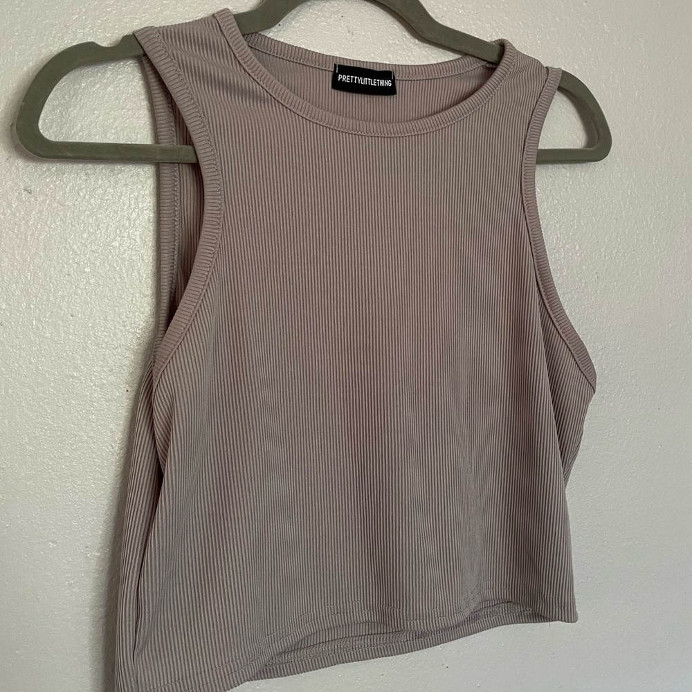 NWOT Pretty Little Thing Cropped Tank Top